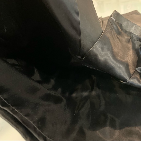 I Magnin 1980’s or earlier Fabulous Leather skirt made in Hong Kong - Picture 11 of 11